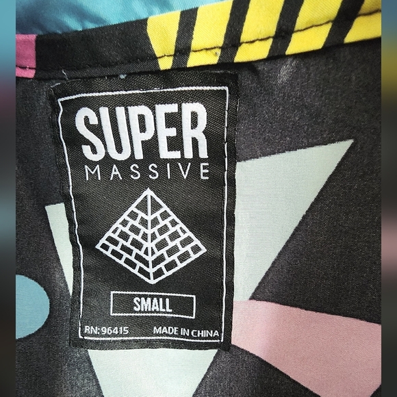 Super Massive Women's Printed Multi-colored Hooded Windbreaker Zip Front Sz S - Picture 11 of 11